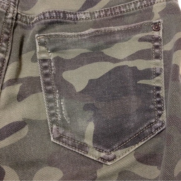 ZARA BASIC Camouflage Size US 2 Denim Jeans Stretch Ankle Cropped Distressed - Picture 8 of 8